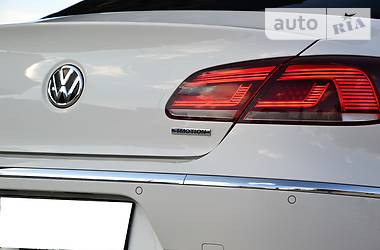 Седан Volkswagen CC / Passat CC 2014 в 