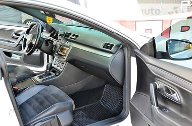 Седан Volkswagen CC / Passat CC 2014 в 