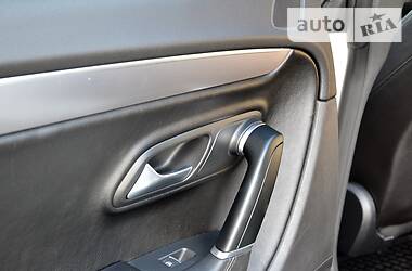 Седан Volkswagen CC / Passat CC 2014 в 