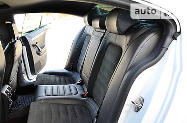 Седан Volkswagen CC / Passat CC 2014 в 
