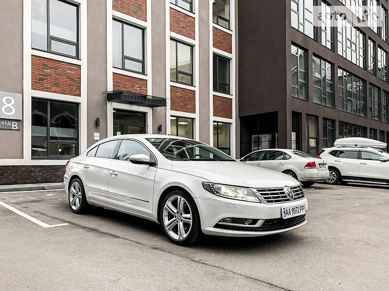 Седан Volkswagen CC / Passat CC 2012 в Києві