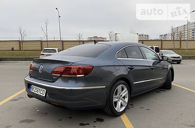 Седан Volkswagen CC / Passat CC 2014 в Вишневом