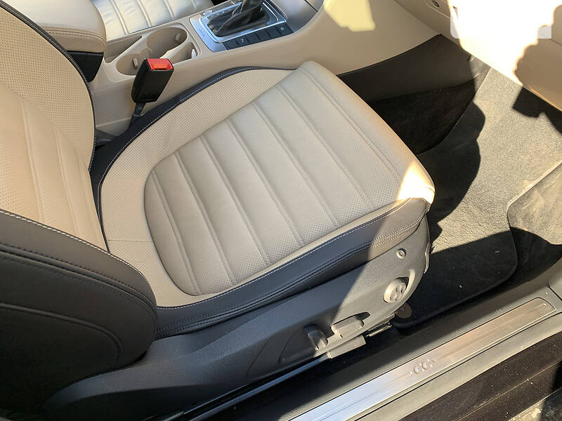 Седан Volkswagen CC / Passat CC 2014 в Одессе
