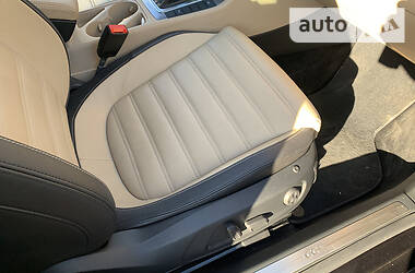 Седан Volkswagen CC / Passat CC 2014 в 