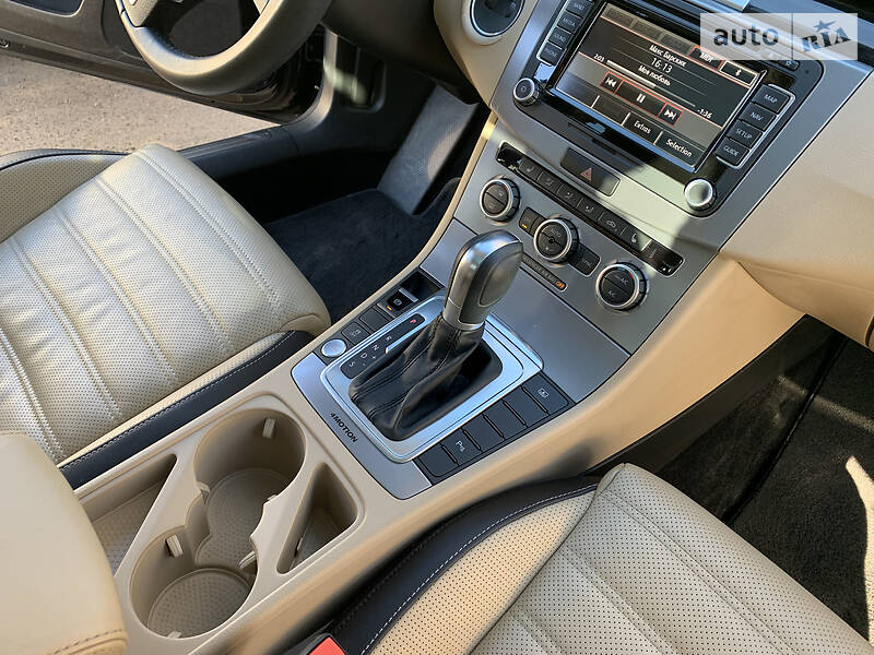 Седан Volkswagen CC / Passat CC 2014 в Одессе