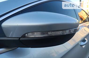 Седан Volkswagen CC / Passat CC 2011 в 