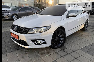 Седан Volkswagen CC / Passat CC 2012 в 