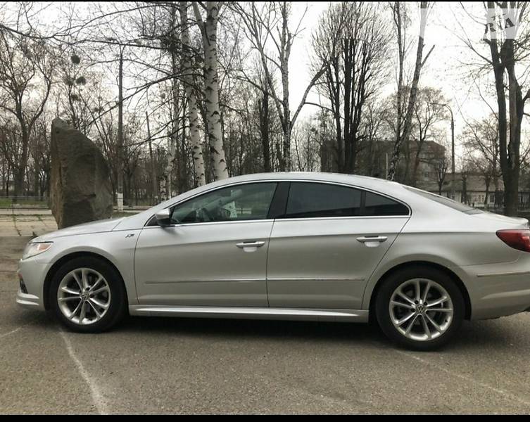 Седан Volkswagen CC / Passat CC 2012 в 