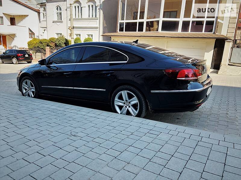Седан Volkswagen CC / Passat CC 2013 в Черновцах