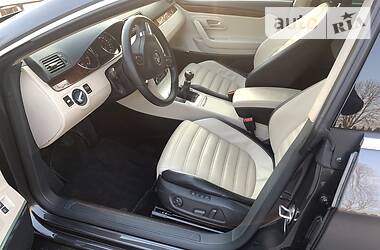 Седан Volkswagen CC / Passat CC 2009 в 