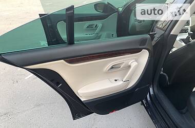 Седан Volkswagen CC / Passat CC 2009 в 