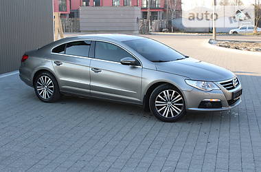 Седан Volkswagen CC / Passat CC 2011 в Трускавці