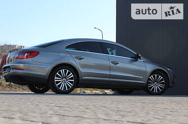 Седан Volkswagen CC / Passat CC 2011 в Трускавці