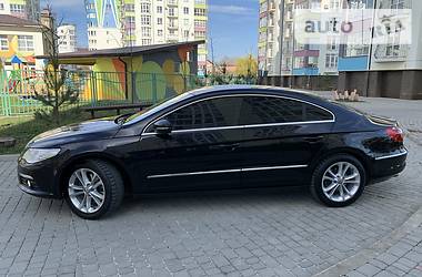 Седан Volkswagen CC / Passat CC 2010 в 