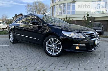 Седан Volkswagen CC / Passat CC 2010 в 