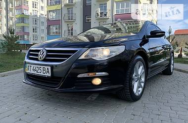 Седан Volkswagen CC / Passat CC 2010 в 