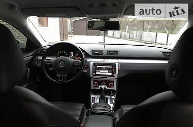 Купе Volkswagen CC / Passat CC 2011 в 