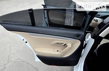 Седан Volkswagen CC / Passat CC 2016 в 