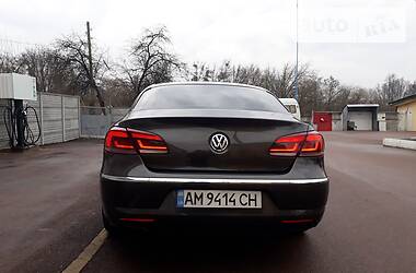 Седан Volkswagen CC / Passat CC 2012 в 