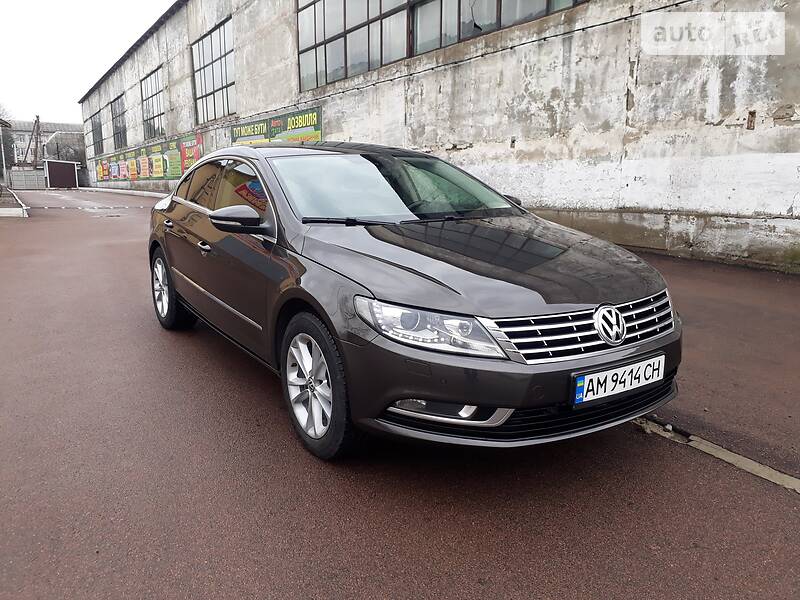 Седан Volkswagen CC / Passat CC 2012 в 