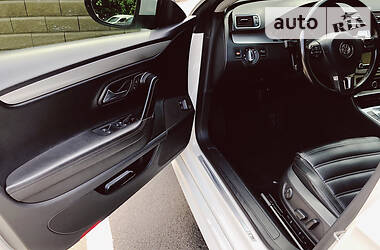 Седан Volkswagen CC / Passat CC 2010 в 