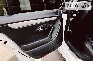 Седан Volkswagen CC / Passat CC 2010 в 