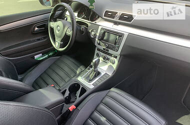 Седан Volkswagen CC / Passat CC 2012 в Киеве