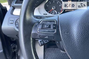 Купе Volkswagen CC / Passat CC 2011 в 