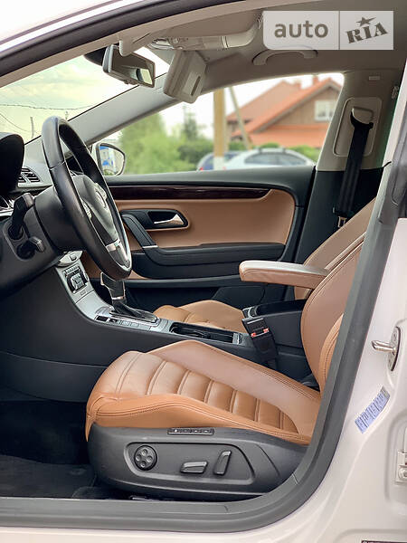 Купе Volkswagen CC / Passat CC 2012 в Дніпрі