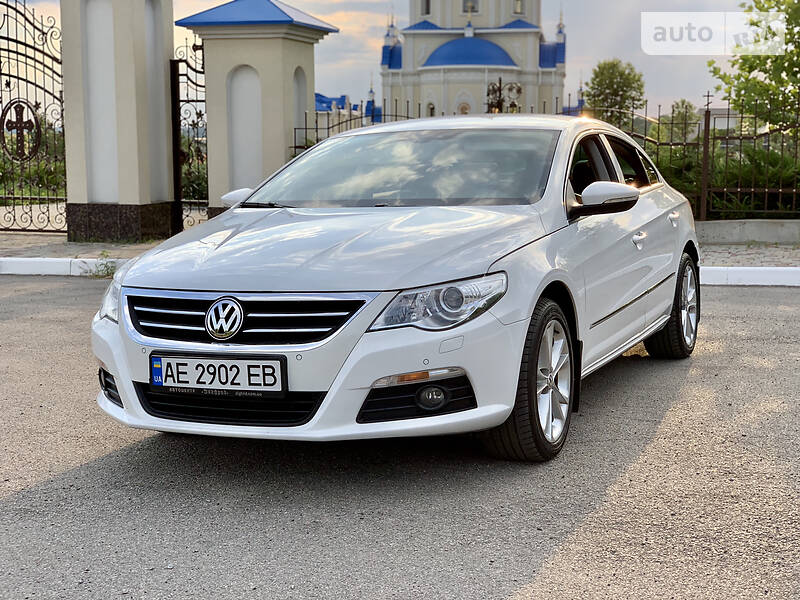 Купе Volkswagen CC / Passat CC 2012 в Дніпрі