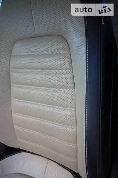 Седан Volkswagen CC / Passat CC 2012 в Черновцах