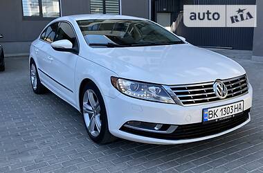 Седан Volkswagen CC / Passat CC 2012 в 