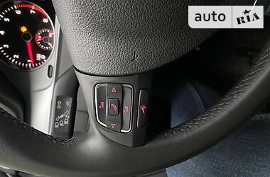 Седан Volkswagen CC / Passat CC 2012 в 