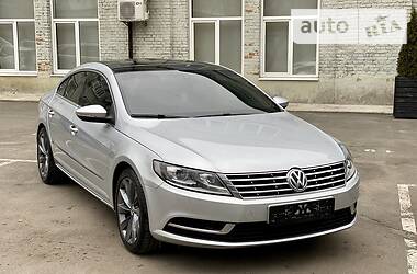 Седан Volkswagen CC / Passat CC 2012 в 