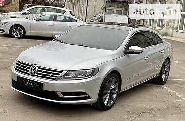 Седан Volkswagen CC / Passat CC 2012 в 