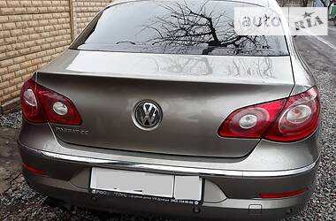 Седан Volkswagen CC / Passat CC 2011 в Макеевке