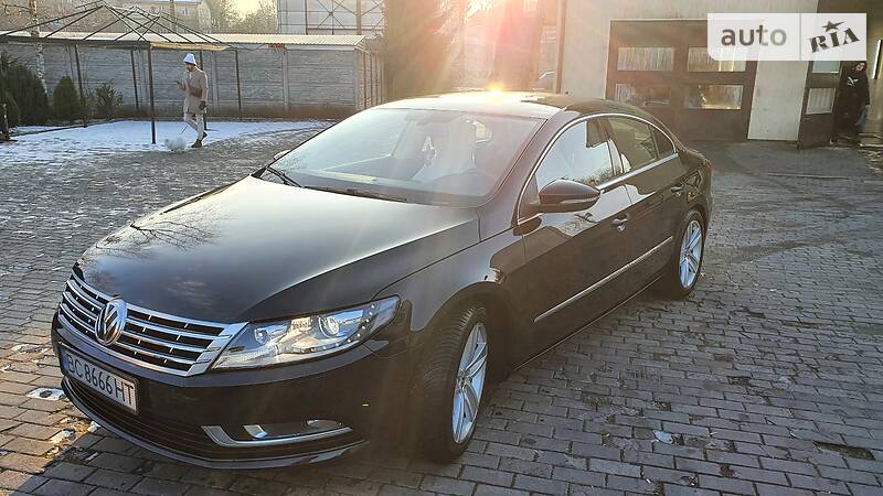 Седан Volkswagen CC / Passat CC 2013 в Львове