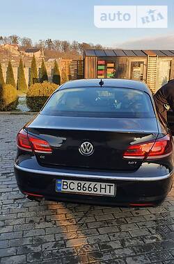 Седан Volkswagen CC / Passat CC 2013 в 