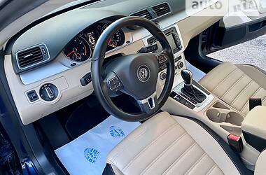Седан Volkswagen CC / Passat CC 2013 в 
