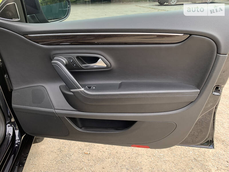 Седан Volkswagen CC / Passat CC 2013 в Ивано-Франковске
