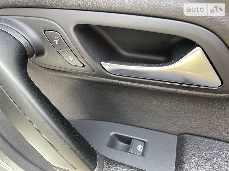 Седан Volkswagen CC / Passat CC 2015 в Киеве