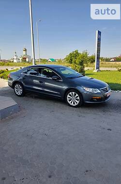 Седан Volkswagen CC / Passat CC 2010 в Кременце