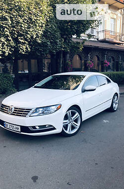 Седан Volkswagen CC / Passat CC 2012 в Киеве