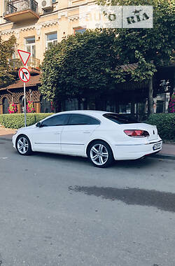 Седан Volkswagen CC / Passat CC 2012 в Киеве