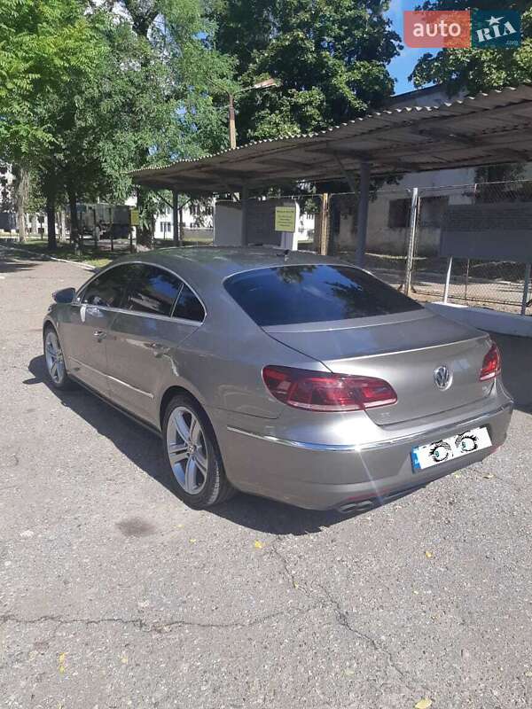 Купе Volkswagen CC / Passat CC 2012 в Черкассах