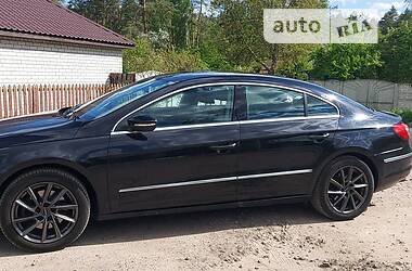 Седан Volkswagen CC / Passat CC 2010 в Чернигове