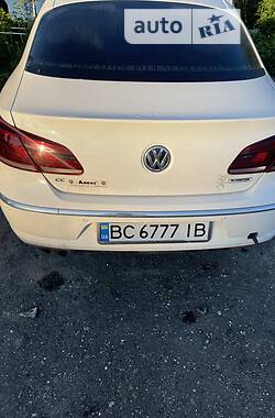 Купе Volkswagen CC / Passat CC 2015 в Львові
