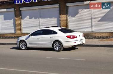 Купе Volkswagen CC / Passat CC 2009 в 