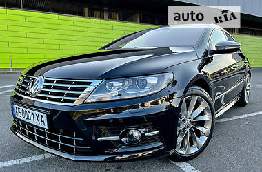 Купе Volkswagen CC / Passat CC 2013 в Киеве