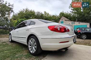 Купе Volkswagen CC / Passat CC 2009 в 